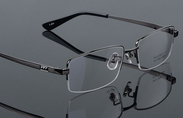 Titanium glasögon Bågtillverkare